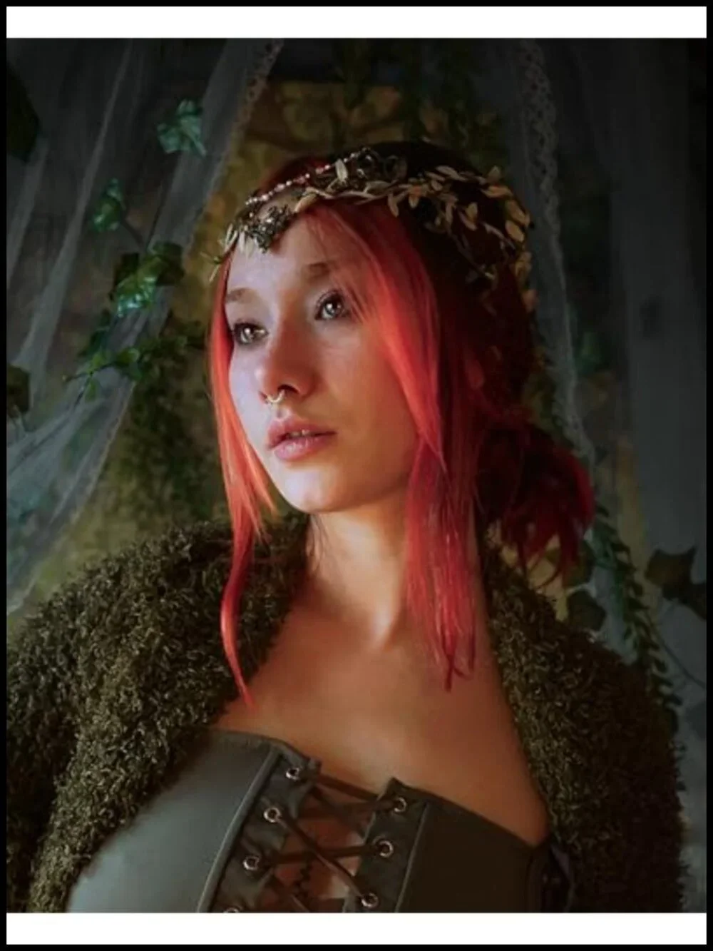 Handmade Forest Leaf Crown Elf Woodland Headpiece with Rhinestone Tassel for